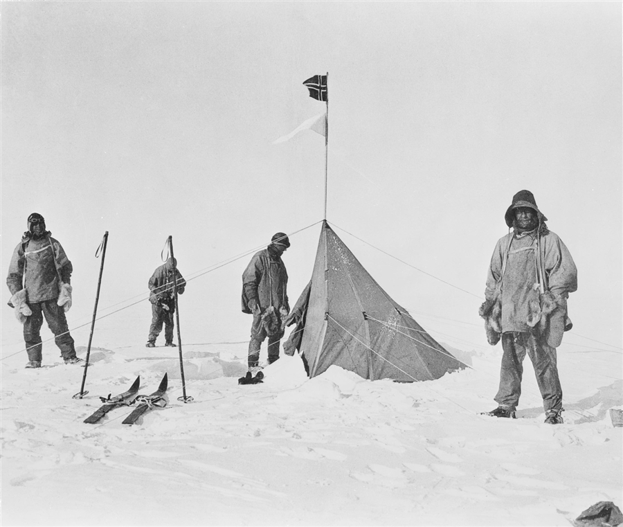 amundsens-tent.jpg